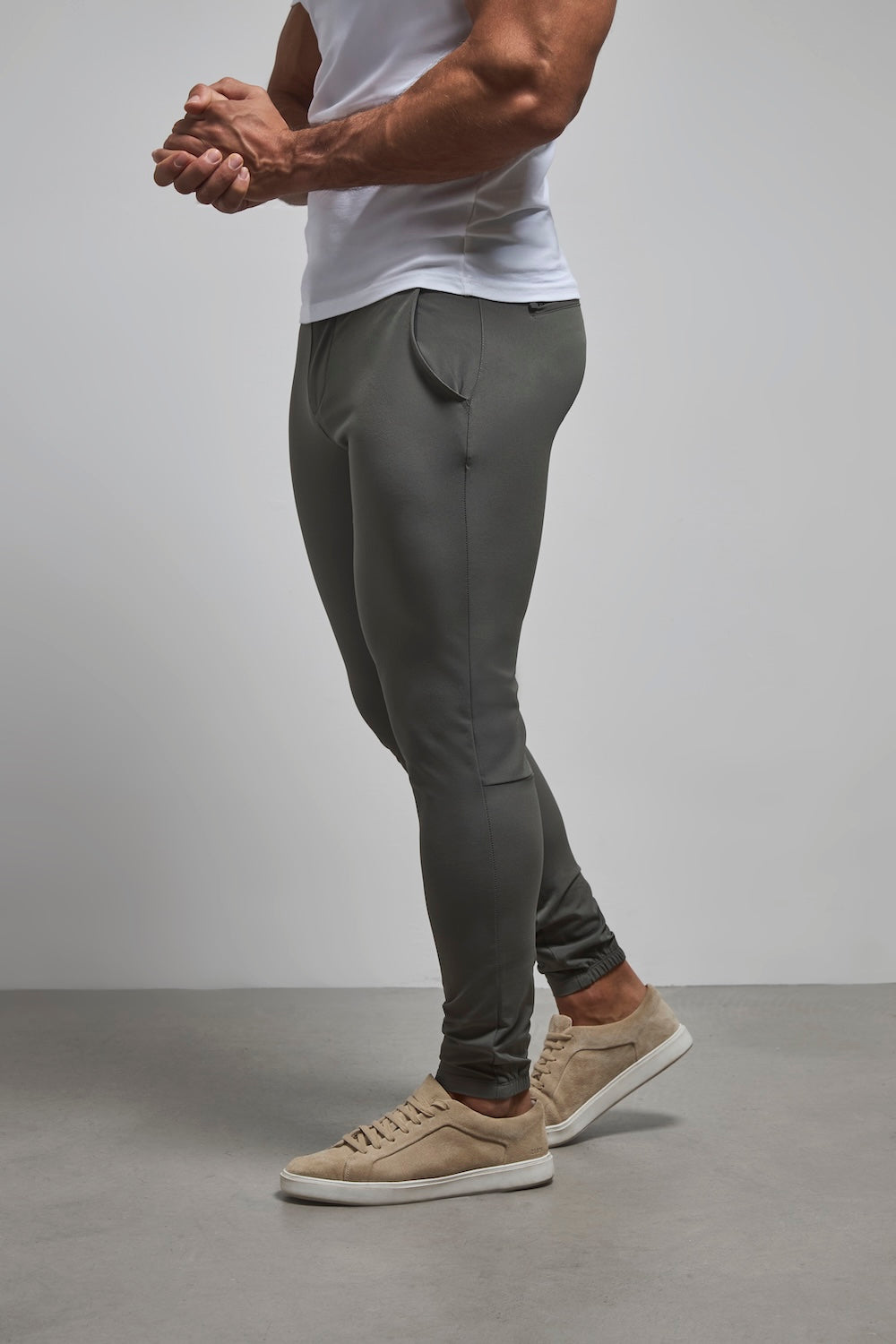 Everyday Tech Trousers in Olive