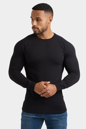 Muscle Fit Long Sleeve T-Shirt in Black - TAILORED ATHLETE - ROW
