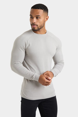 Muscle Fit Long Sleeve T-Shirt in Concrete Grey - TAILORED ATHLETE - ROW