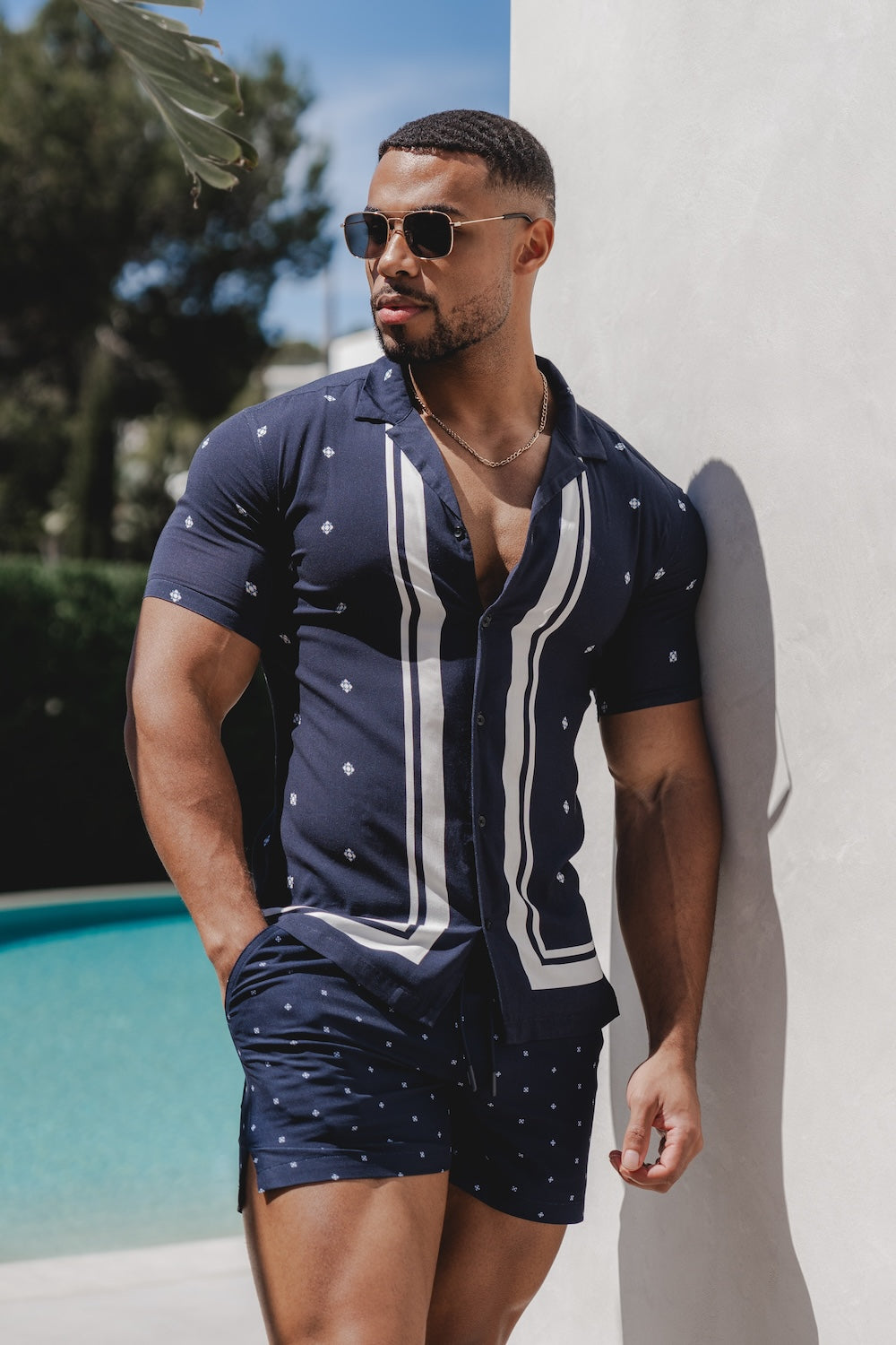 Printed Shirt in Medallion - TAILORED ATHLETE - ROW
