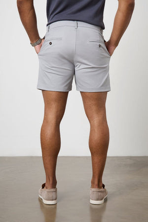 Model is 5'11 and wears a size 34W (31" waist, 31" inside leg)