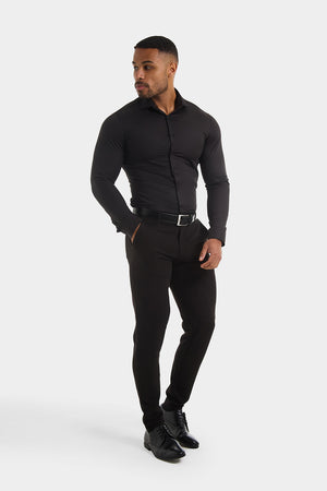 Muscle Fit Cutaway Collar Shirt in Black - TAILORED ATHLETE - ROW