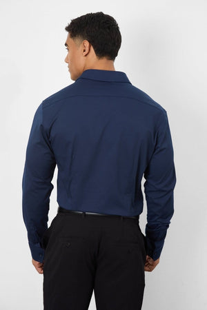 Model is 5'11 and wears a size L (42" chest, 30.5" waist)