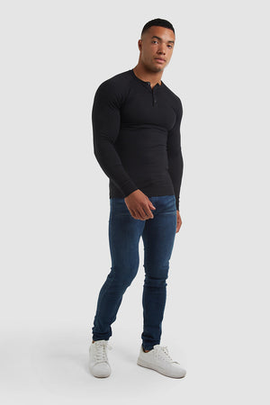 Long Sleeve Everyday Henley T-Shirt in Black - TAILORED ATHLETE - ROW