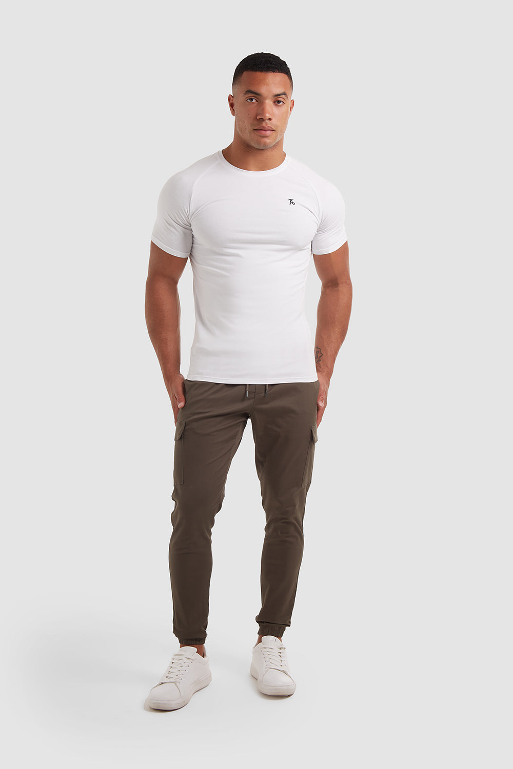 Cuffed Cargo Trousers in Dark Olive - TAILORED ATHLETE - ROW