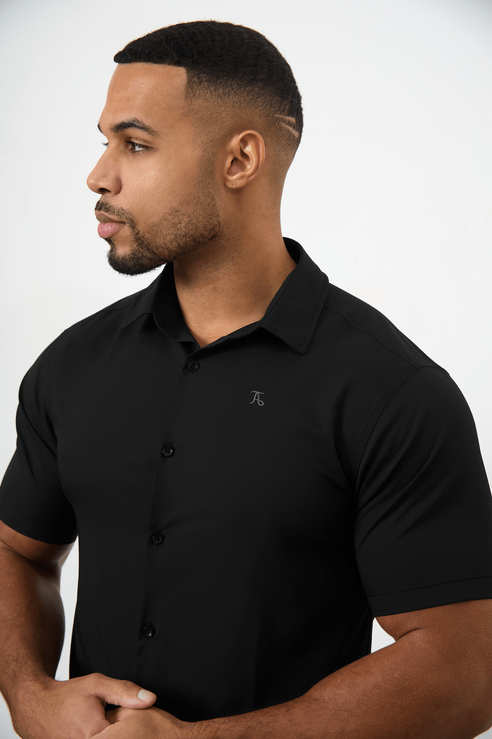 Short Sleeve Bamboo Shirt in Black - TAILORED ATHLETE - ROW