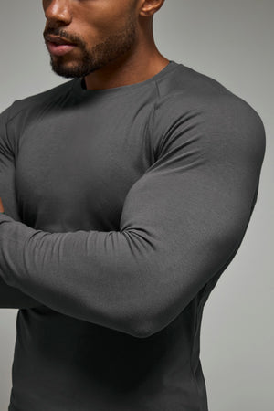 Muscle Fit 3 Pack Long Sleeve T-Shirt in Black, Navy & Charcoal
