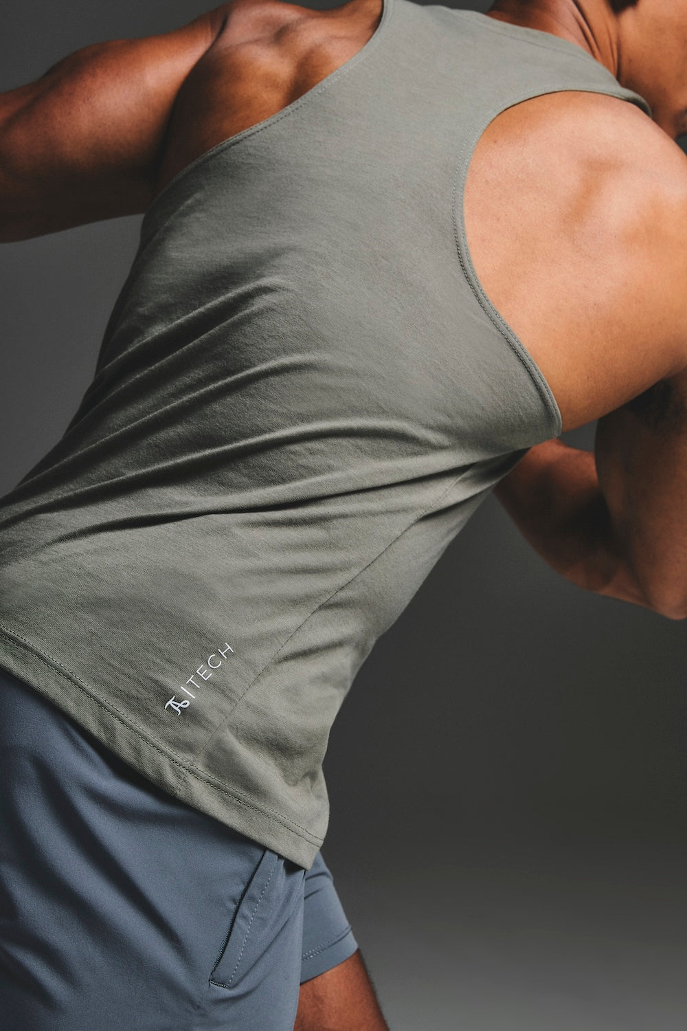 Essential Training Vest in Khaki