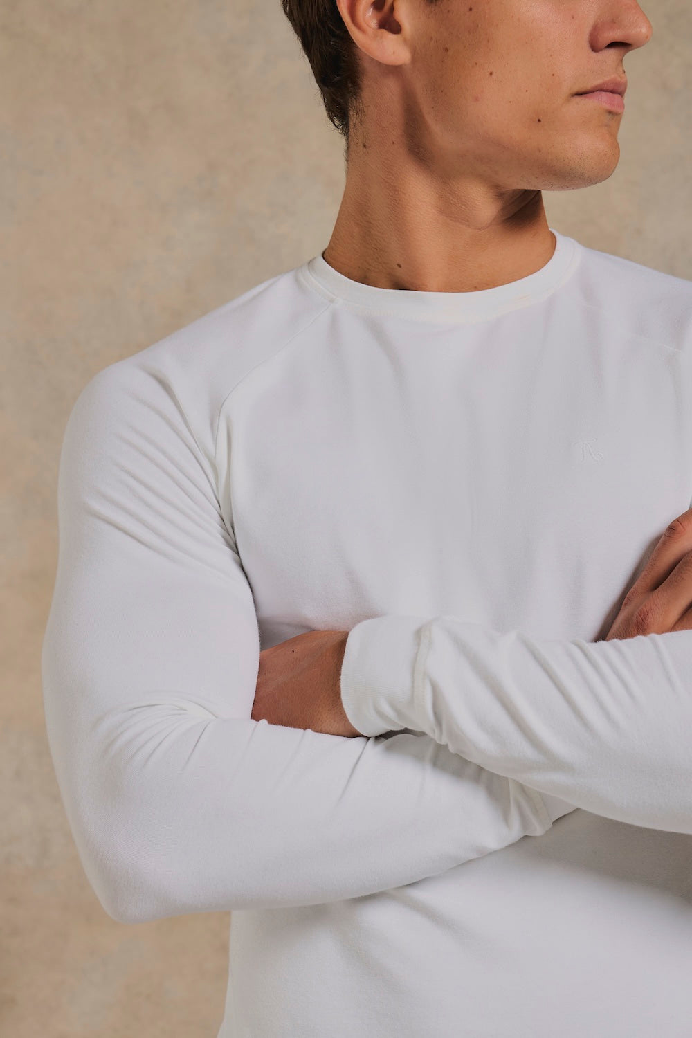 Muscle Fit Signature Long Sleeve T-Shirt in White