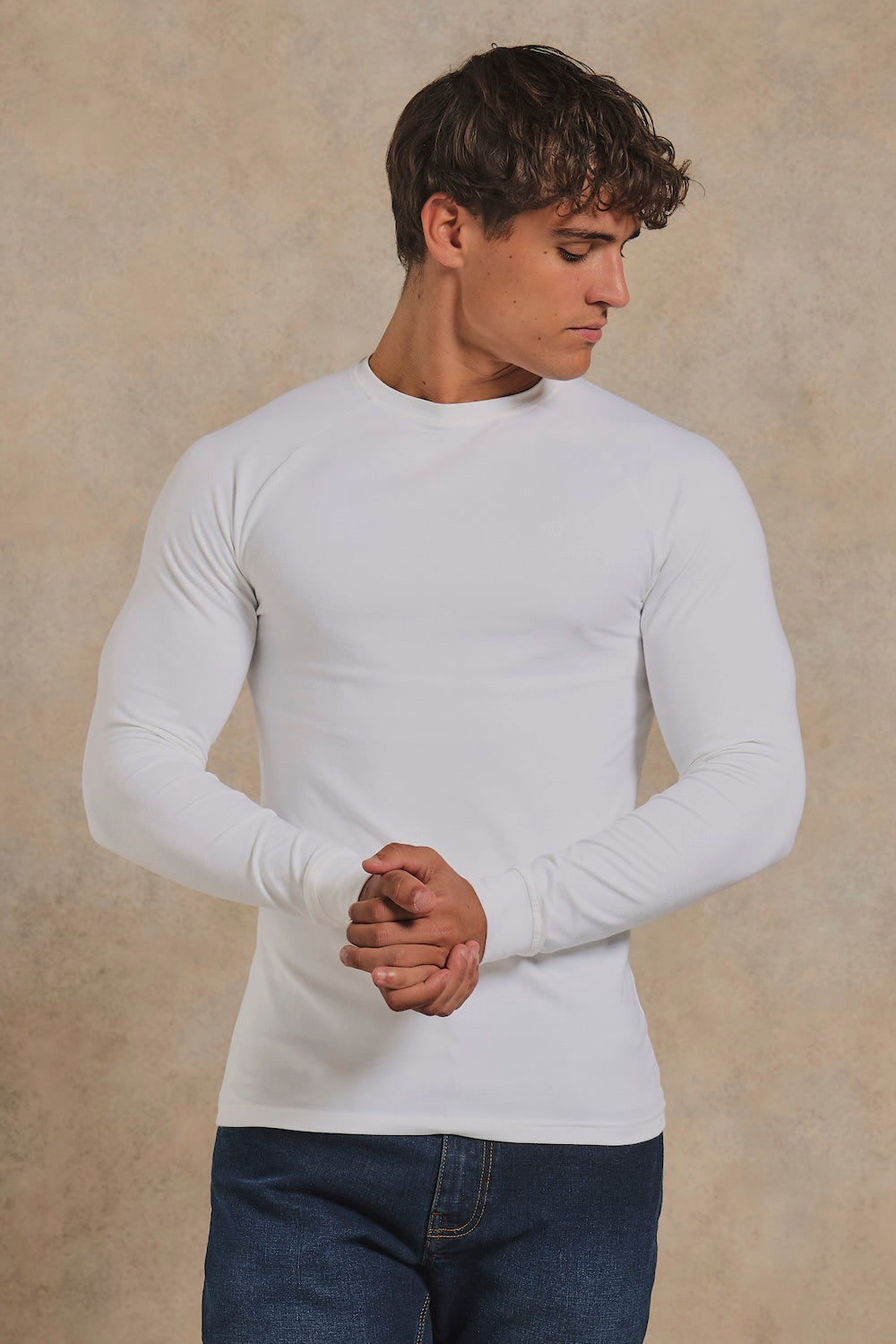 Muscle Fit Signature Long Sleeve T-Shirt in White