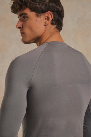 Muscle Fit Signature Long Sleeve T-Shirt in Charcoal