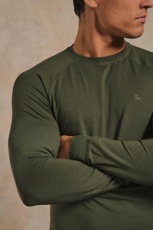 Muscle Fit Signature Long Sleeve T-Shirt in Khaki