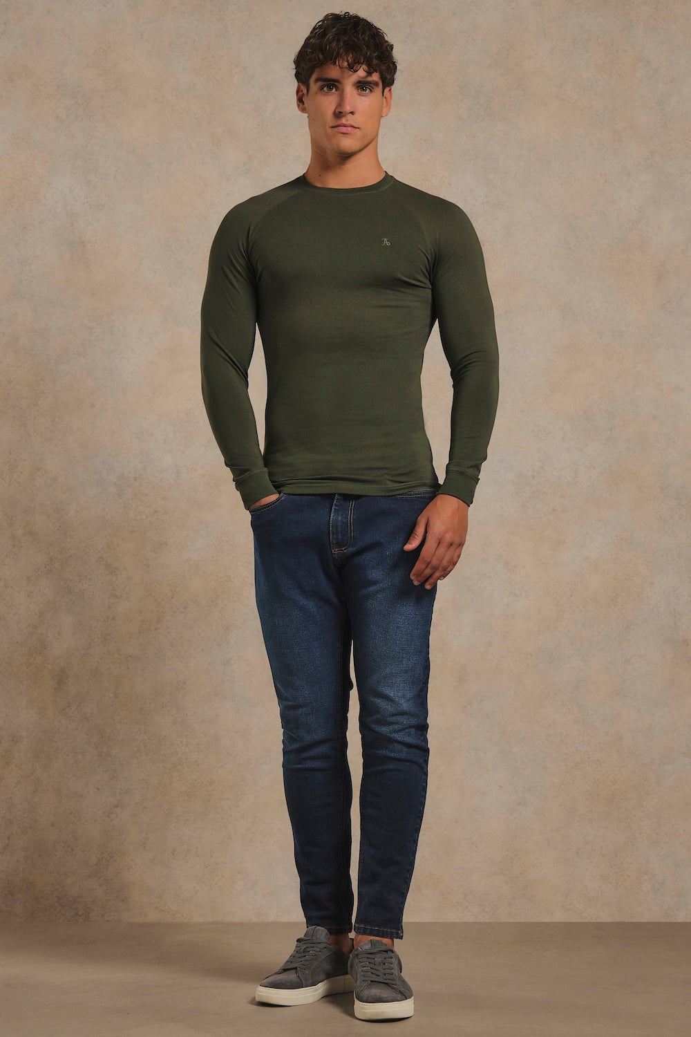 Muscle Fit Signature Long Sleeve T-Shirt in Khaki