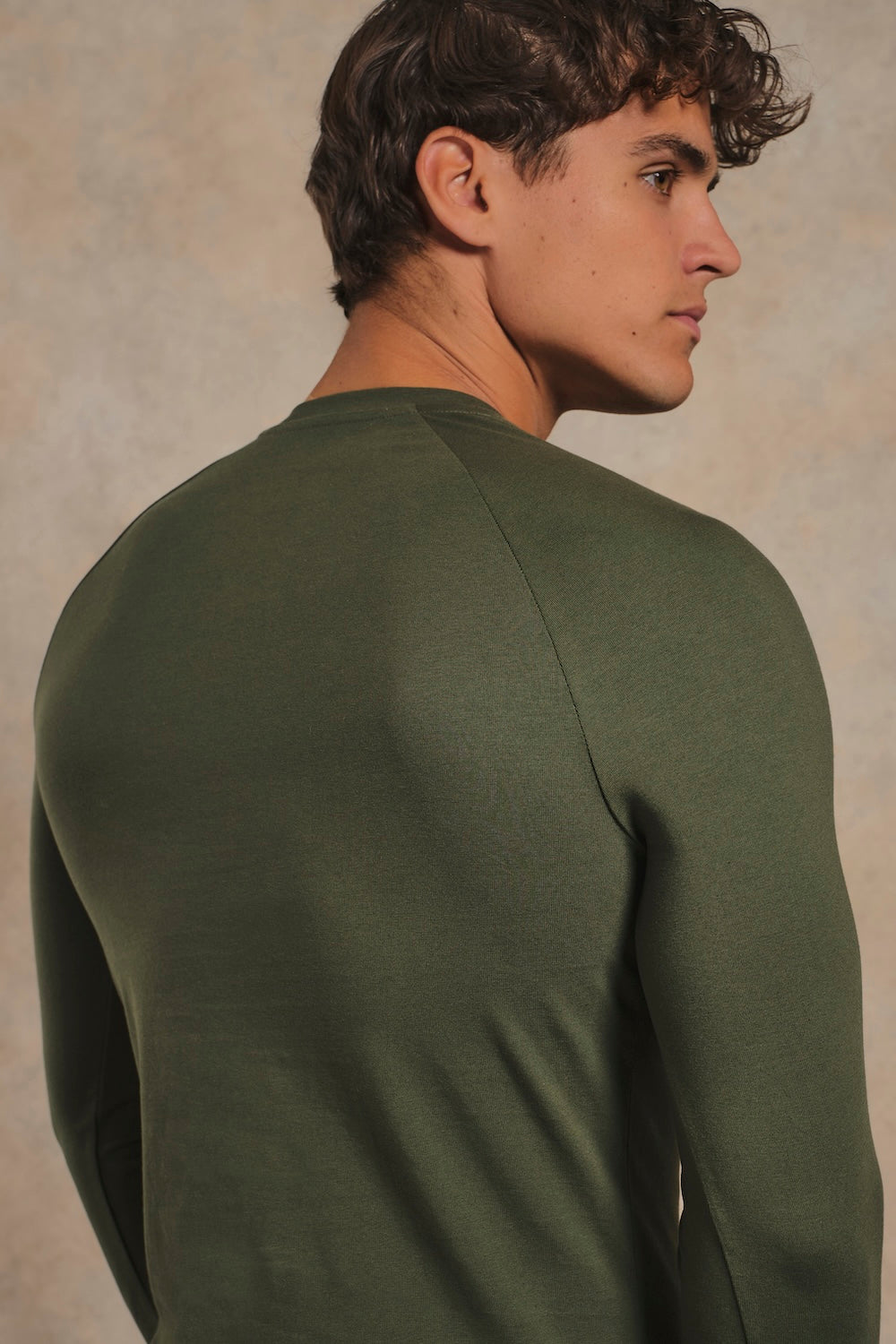 Muscle Fit Signature Long Sleeve T-Shirt in Khaki
