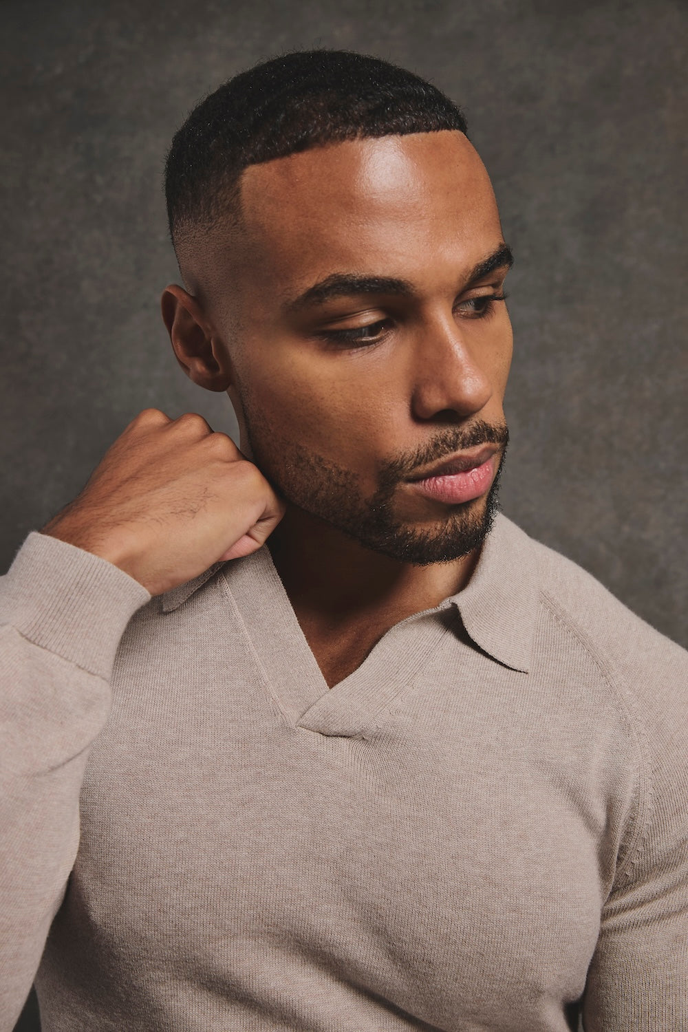 Pure Cotton Knitted Open Collar Polo Shirt in Neutral Marl