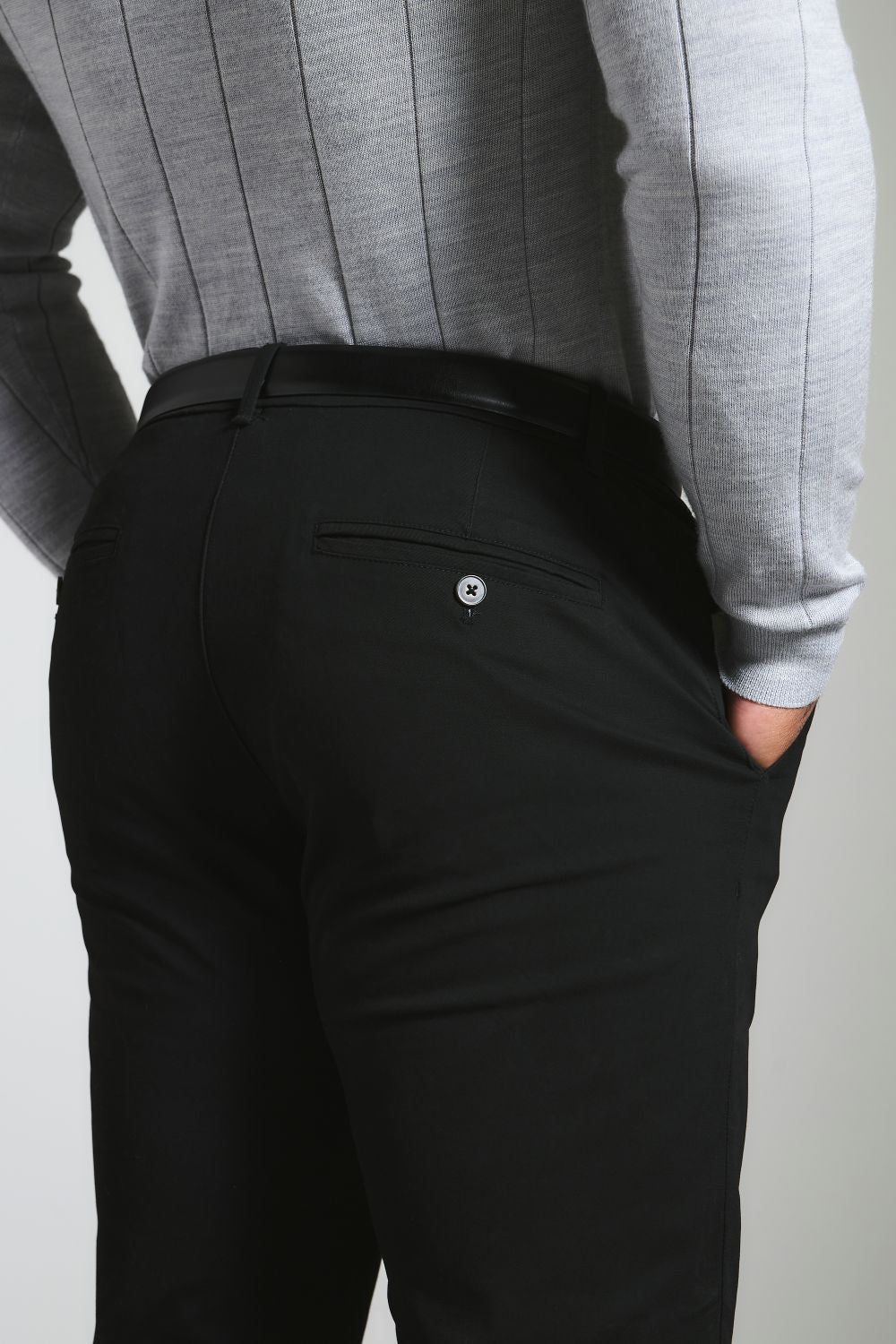 Muscle Fit Cotton Stretch Chino Trouser in Black