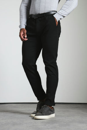 Muscle Fit Cotton Stretch Chino Trouser in Black