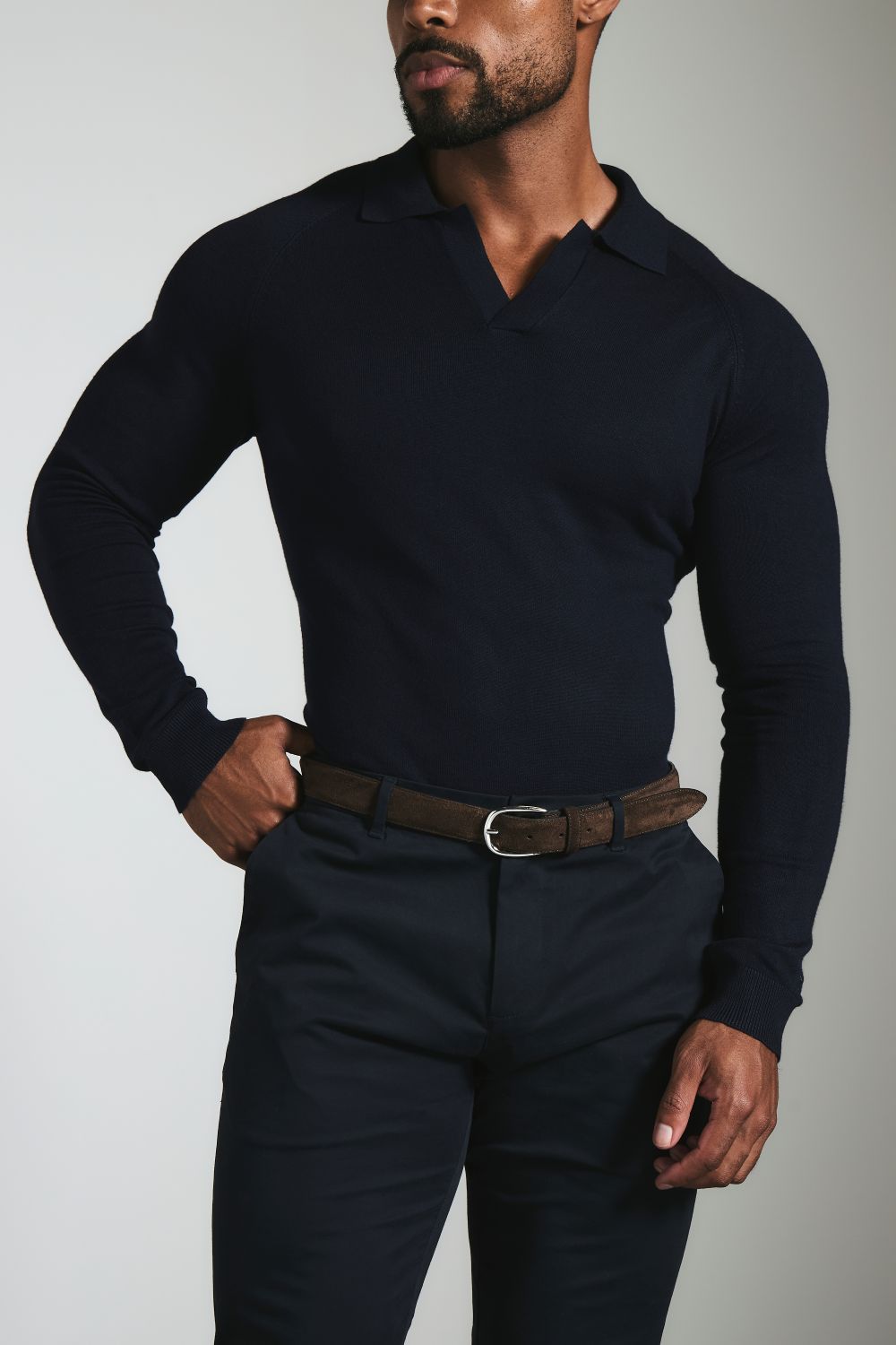 Muscle Fit Cotton Stretch Chino Trouser in Navy