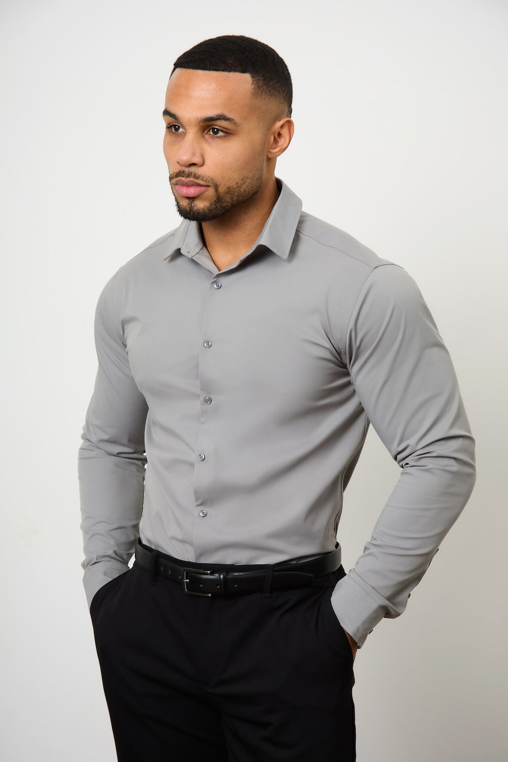 Muscle Fit Dress Shirt in Grey - TAILORED ATHLETE - ROW