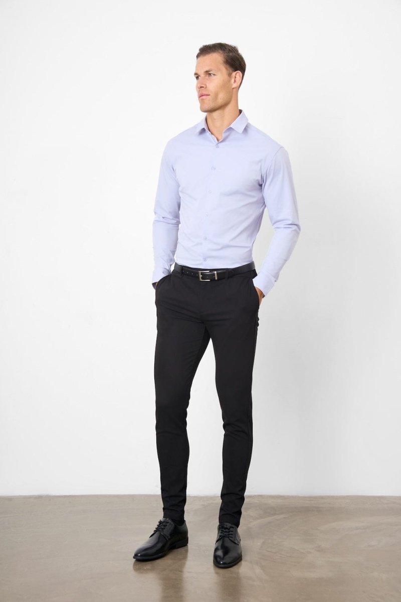 Model is 6ft 5 and wears size L - 40" chest, 34" waist