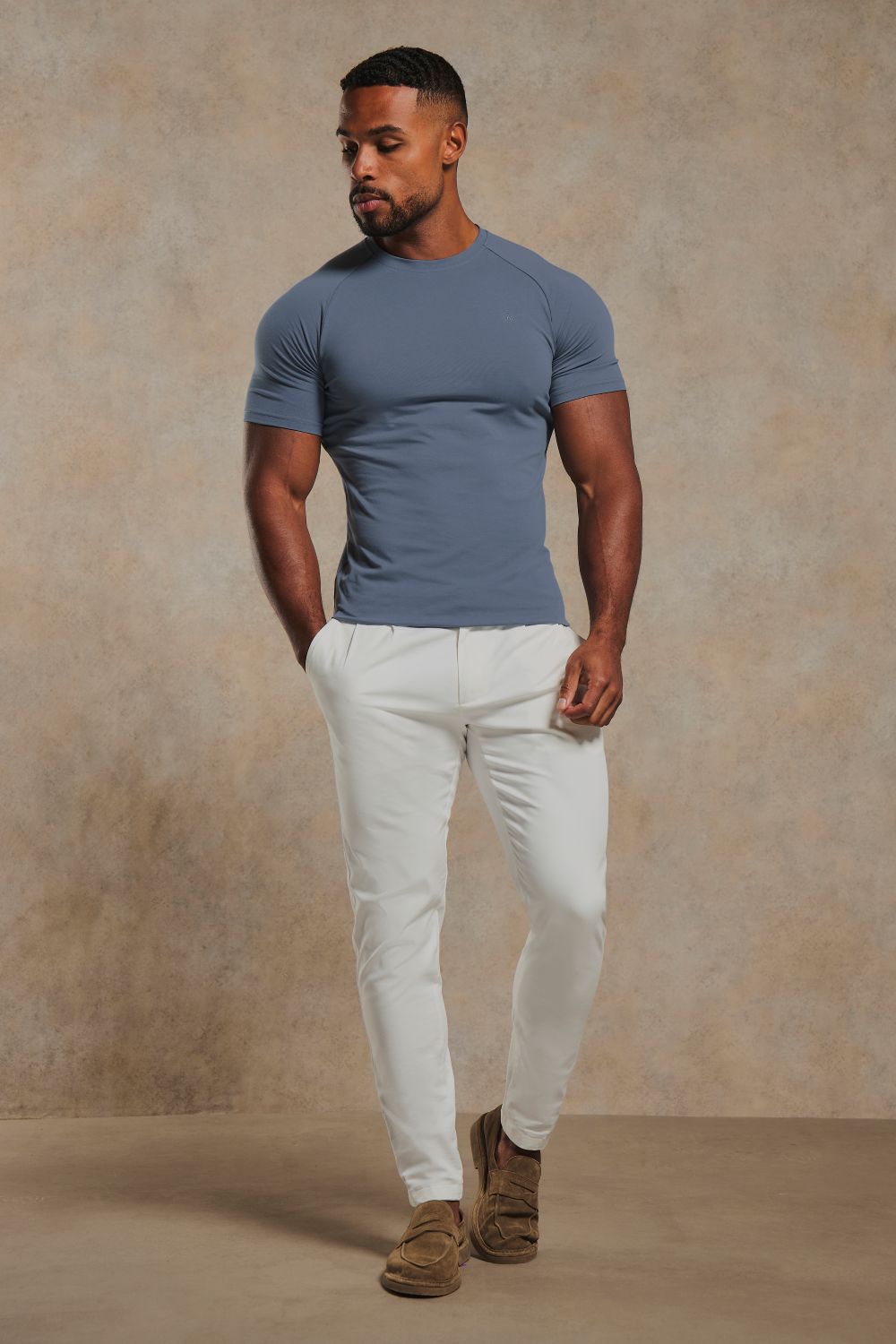 Muscle Fit T-Shirt in Airforce
