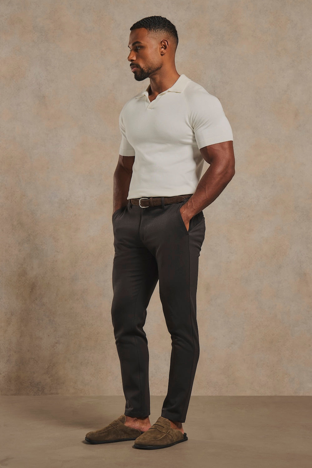 Open Collar Knitted Polo Shirt in Off-White