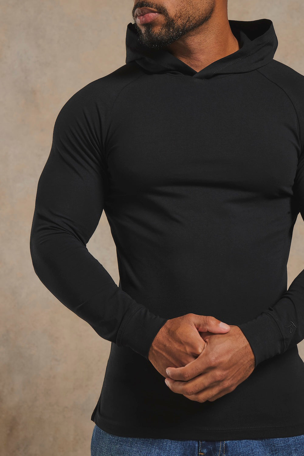 Muscle Fit Hooded Long Sleeve Top in Black