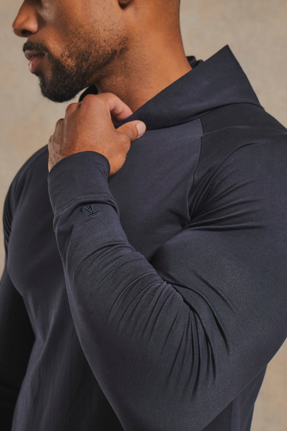 Muscle Fit Hooded Long Sleeve Top in Navy