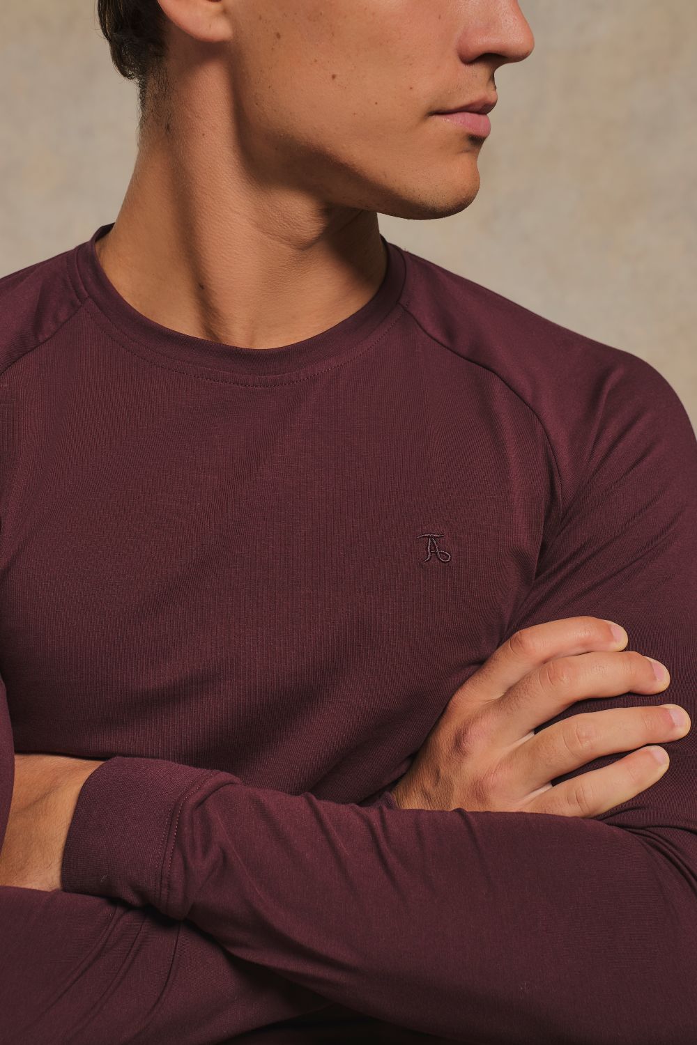 Muscle Fit Signature Long Sleeve T-Shirt in Bordeaux