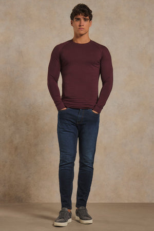 Muscle Fit Signature Long Sleeve T-Shirt in Bordeaux