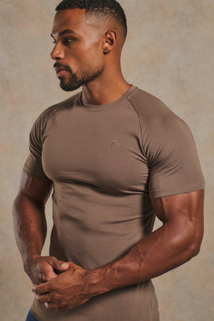 Muscle Fit T-Shirt in Latte