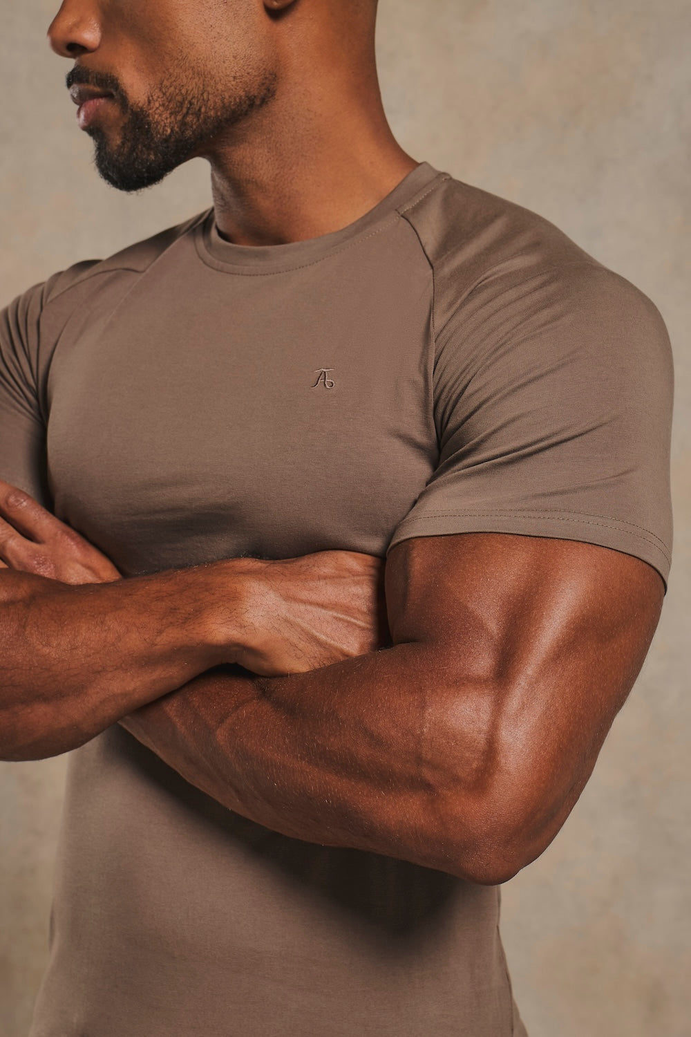 Muscle Fit T-Shirt in Latte