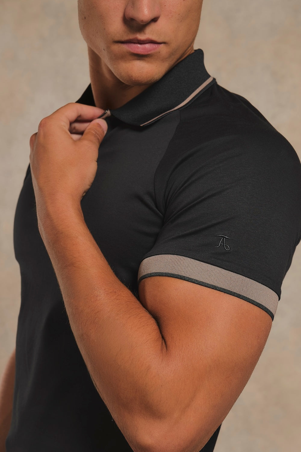 Mercerised Cotton Tipped Zip Neck Polo Shirt in Black with Mocha Tipping