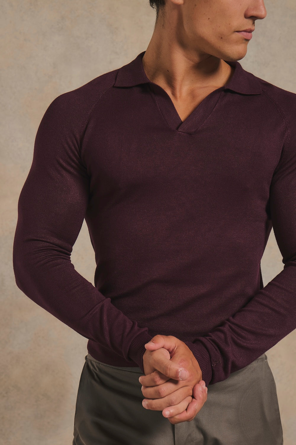 Open Collar Knitted Polo Shirt in Wine
