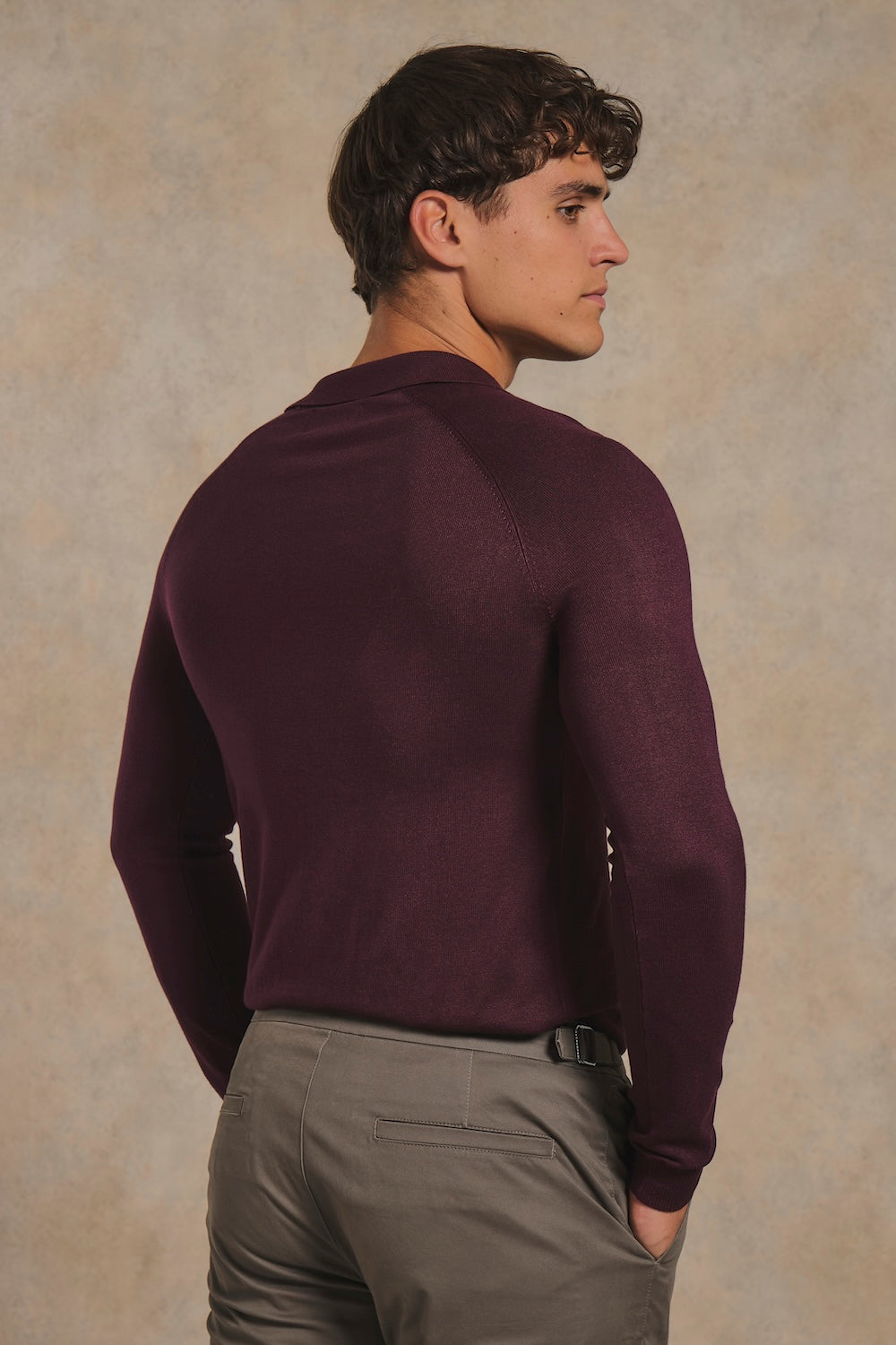 Open Collar Knitted Polo Shirt in Wine