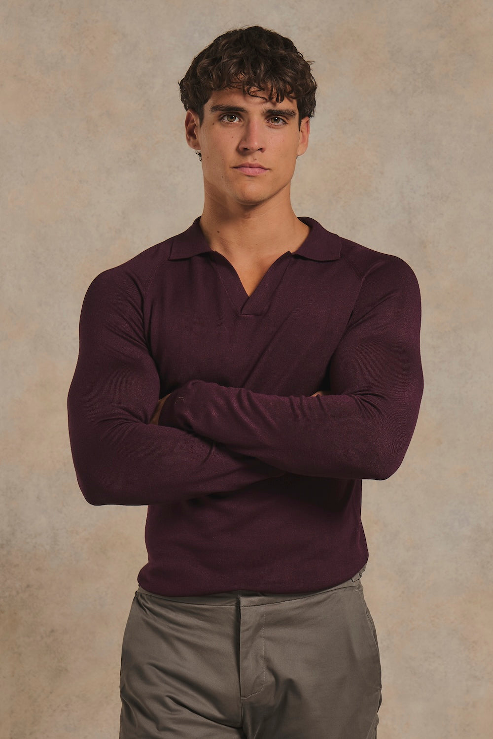 Open Collar Knitted Polo Shirt in Wine
