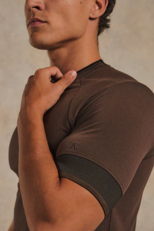 Wide Tipped Fashion T-Shirt in Chocolate with Black Tipping