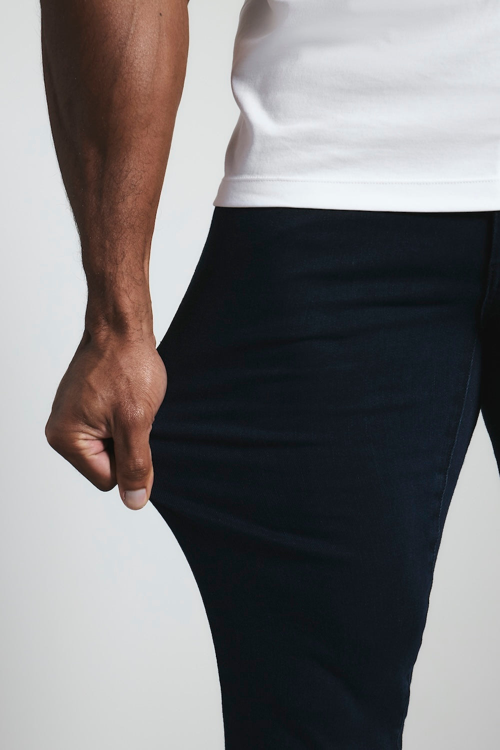 Muscle Fit Jeans in Indigo