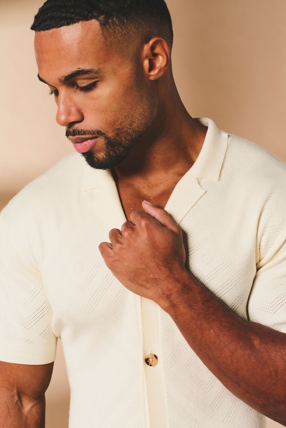 Diamond Jacquard Revere Collar Knitted Shirt in Ecru