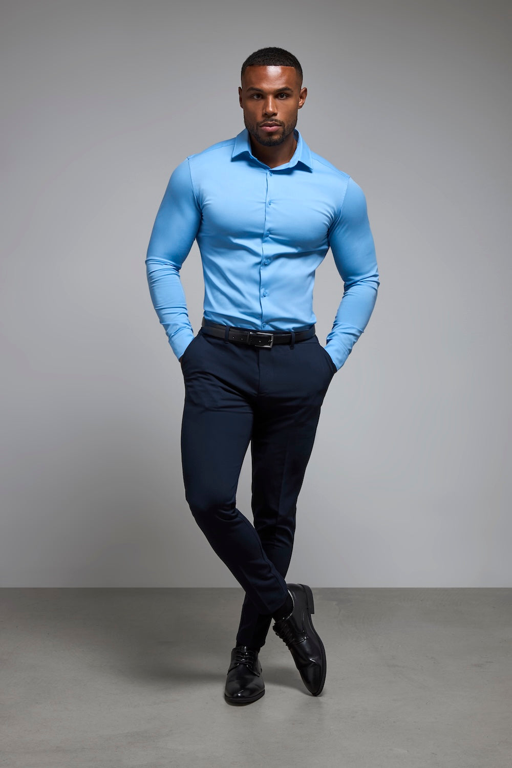 Muscle Fit Dress Shirt in Mid Blue