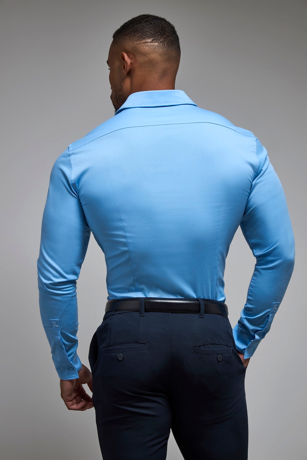 Muscle Fit Dress Shirt in Mid Blue