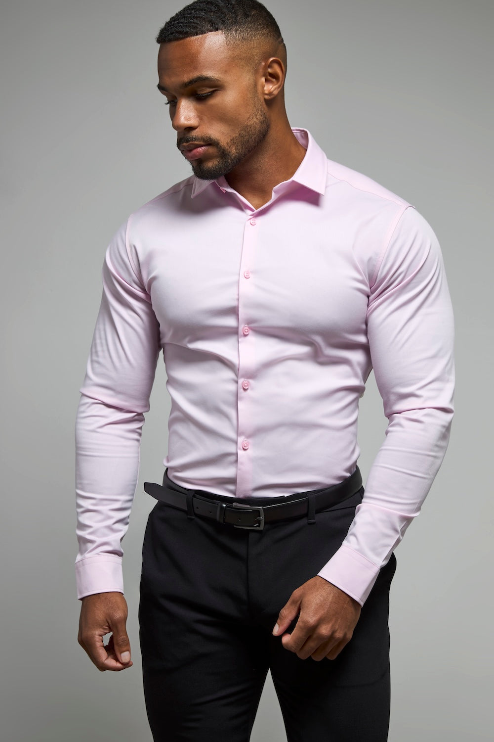 Muscle Fit Dress Shirt in Pink
