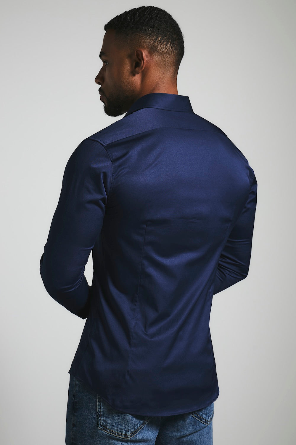 Muscle Fit Signature Shirt 2.0 in French Navy