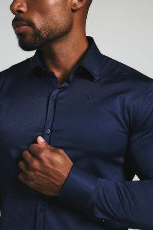 Muscle Fit Signature Shirt 2.0 in French Navy