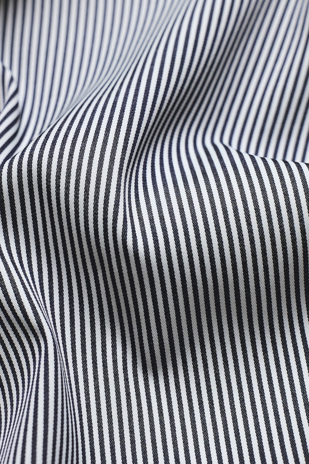 Performance Business Shirt in Navy/White Bengal Stripe