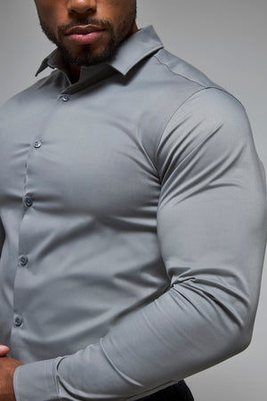 Muscle Fit Dress Shirt in Grey