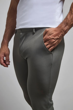 Everyday Tech Trousers in Olive
