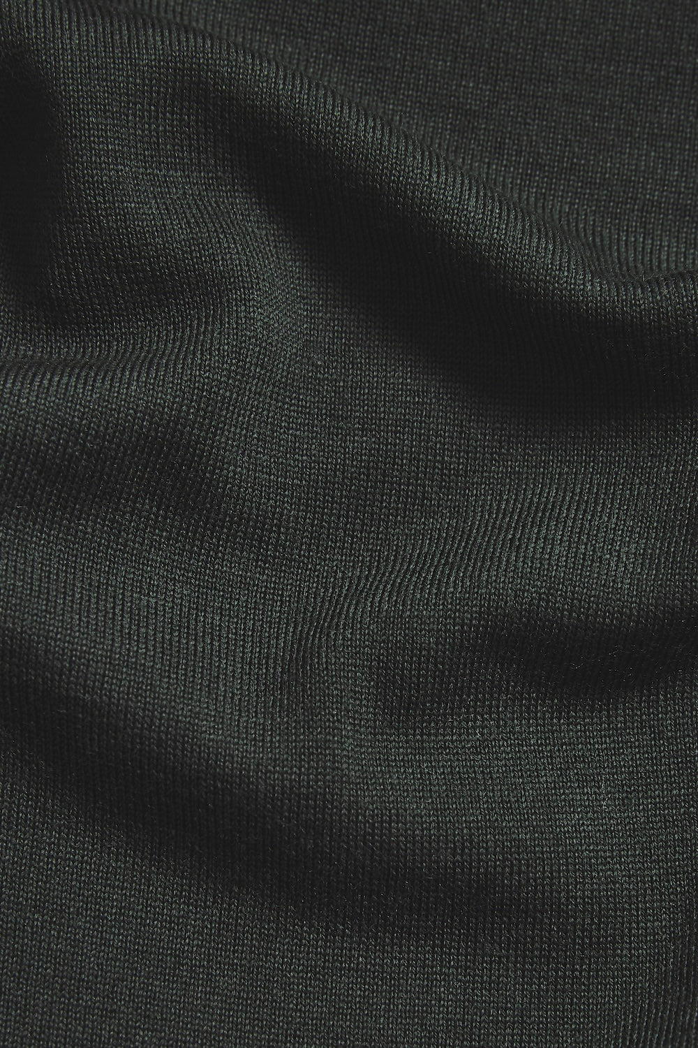 Extra Fine Merino Wool Crew Neck Jumper in Dark Evergreen