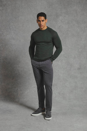 Extra Fine Merino Wool Crew Neck Jumper in Dark Evergreen