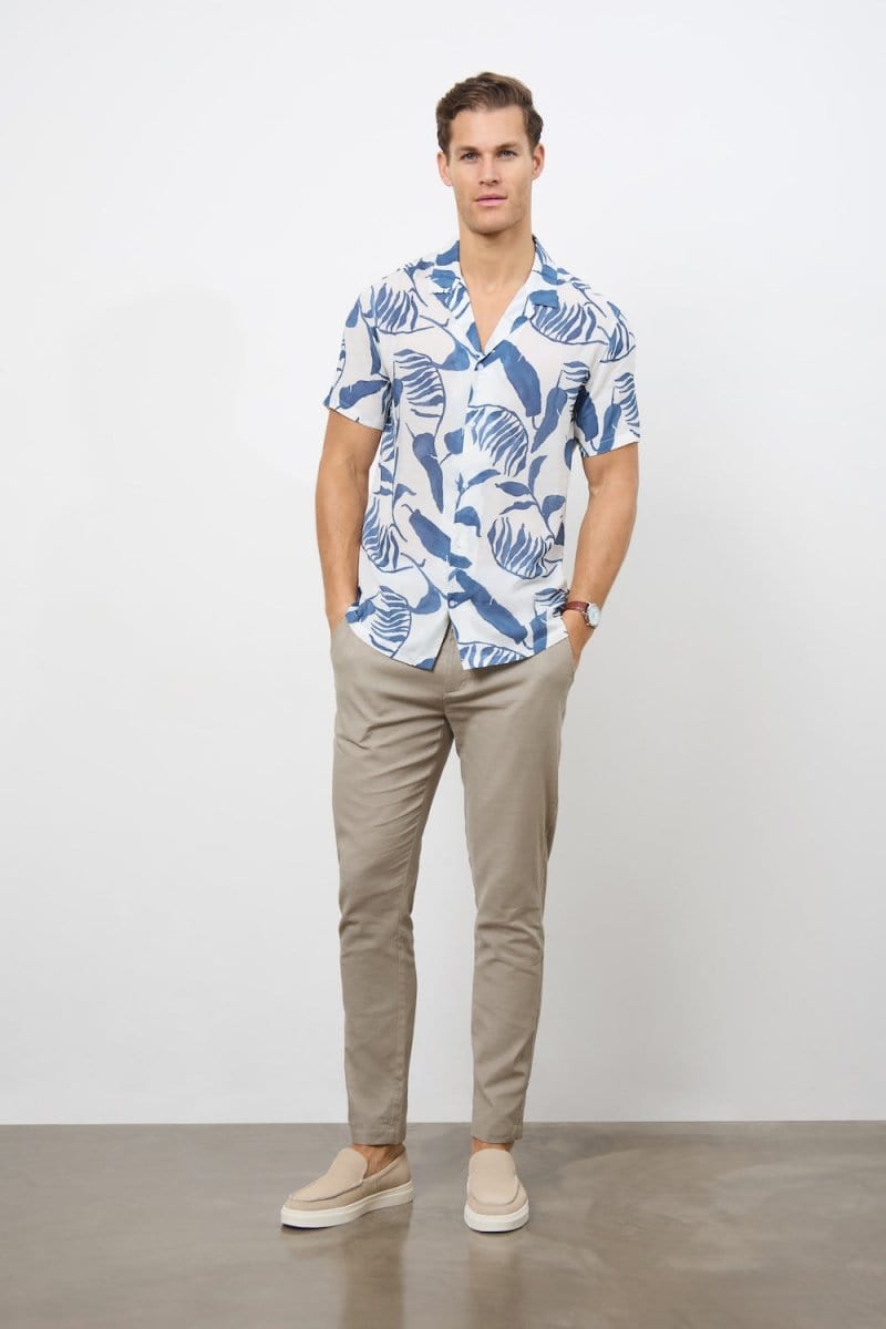 Printed Shirt in Blue Inky Leaves - TAILORED ATHLETE - ROW